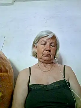Snapshot of KlaudiaDarling chatting on June 8, 2026, 8:04 am KlaudiaDarling online show from June 8, 2026, 8:04 am