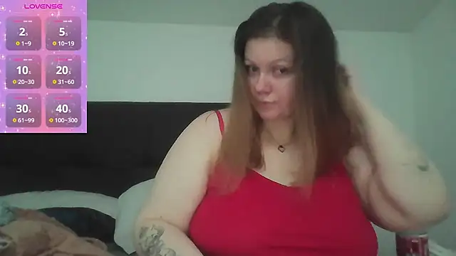 lina 99  online show from May 28, 2026, 4:53 am