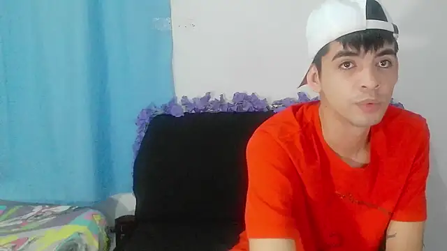 nico22love online show from February 1, 2026, 12:03 pm