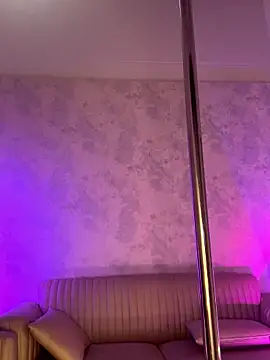 LunaDupont online show from January 17, 2026, 9:07 pm