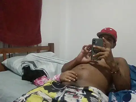 Snapshot of bigdick211292 chatting on May 11, 2026, 6:38 pm bigdick211292 online show from May 11, 2026, 6:38 pm