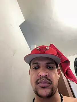 bigdick211292 online show from June 25, 2026, 5:29 pm