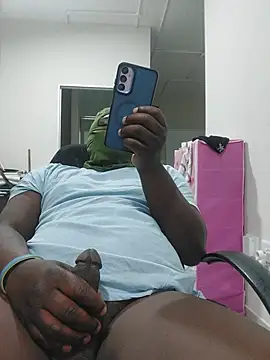 Bra-G online show from July 14, 2026, 4:50 am