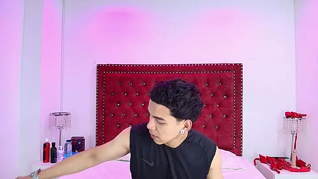 Jaden and sofia online show from July 26, 2026, 3:13 am