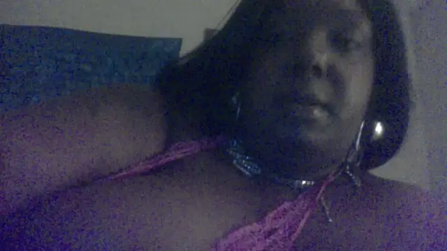 Babyboo3620 online show from February 17, 2026, 11:35 pm