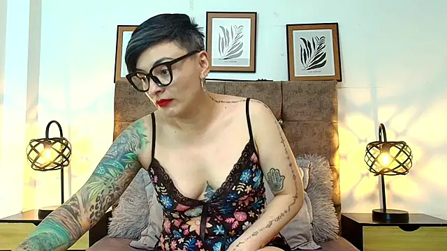 Snapshot of kat_paradise chatting on July 6, 2026, 3:03 pm kat paradise online show from July 6, 2026, 3:03 pm