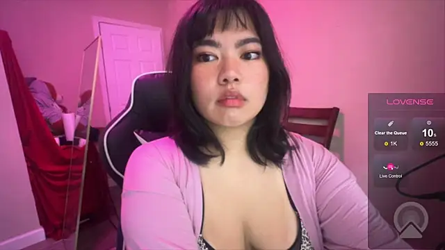 kuromixx444 online show from April 29, 2026, 1:48 pm
