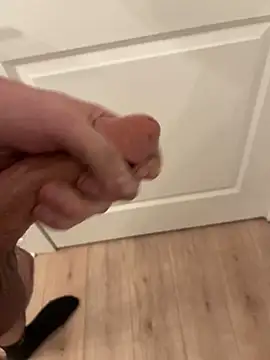 jasons1234 online show from February 3, 2026, 11:32 pm