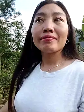 Lovephay8x online show from May 5, 2026, 9:56 am
