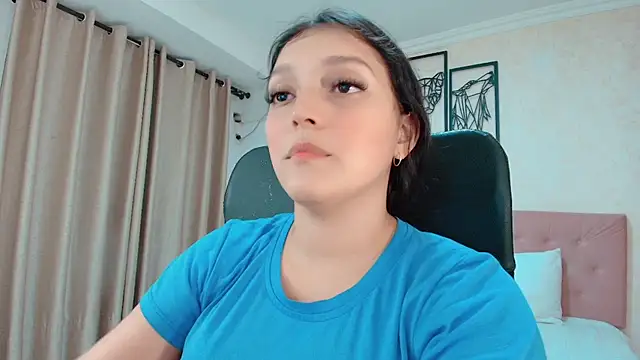 Snapshot of littlemolly_walcott chatting on July 7, 2026, 11:41 pm littlemolly walcott online show from July 7, 2026, 11:41 pm