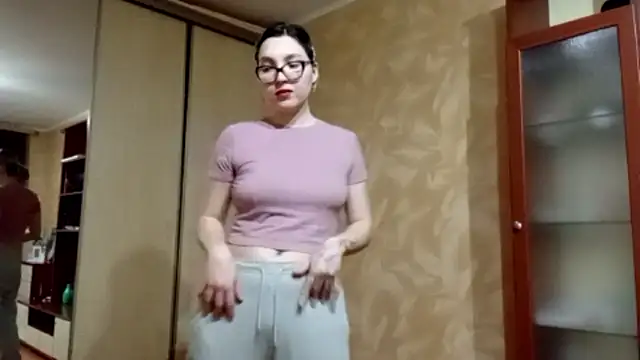 EvonTabb online show from February 19, 2026, 2:25 pm