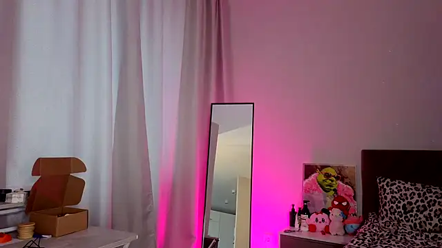 ChrissBerry online show from March 15, 2026, 3:35 am