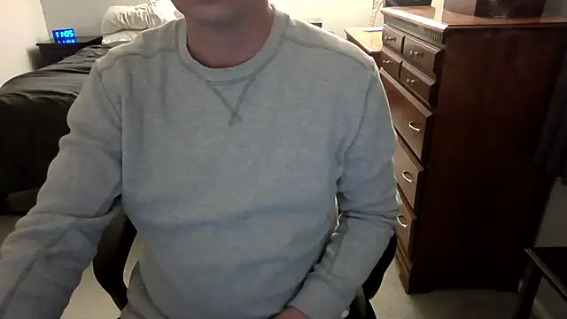 Snapshot of MatureSexy1700 chatting on January 13, 2026, 4:05 am MatureSexy1700 online show from January 13, 2026, 4:05 am