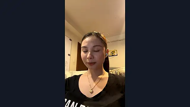 CathleenDevivo online show from February 8, 2026, 2:15 pm