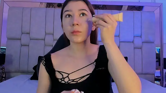 ElaRabbit online show from March 8, 2026, 12:19 pm