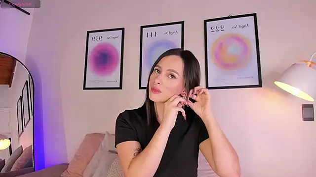 MelissaAlvarez online show from February 4, 2026, 11:38 am