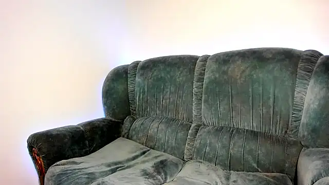 Snapshot of OskarGradient chatting on January 9, 2026, 6:37 pm OskarGradient online show from January 9, 2026, 6:37 pm