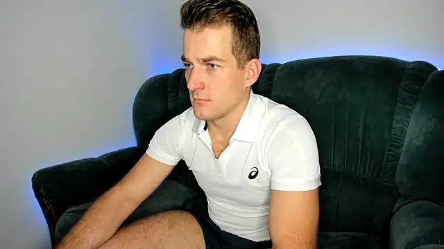 Snapshot of OskarGradient chatting on January 10, 2026, 7:31 pm OskarGradient online show from January 10, 2026, 7:31 pm