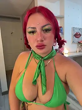 Snapshot of Talia_Foxx chatting on March 18, 2026, 12:47 am Talia Foxx online show from March 18, 2026, 12:47 am