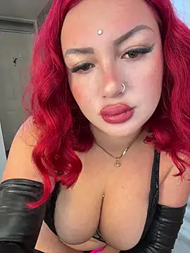 Snapshot of Talia_Foxx chatting on March 20, 2026, 11:28 pm Talia Foxx online show from March 20, 2026, 11:28 pm