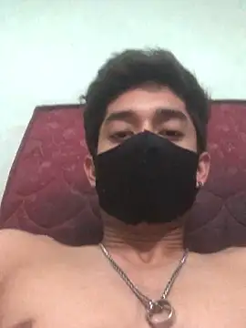 karan72819 online show from April 1, 2026, 1:23 pm