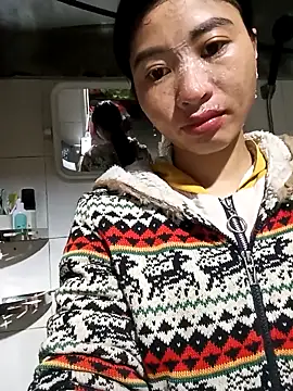 Hiniyk2 online show from January 6, 2026, 2:04 am