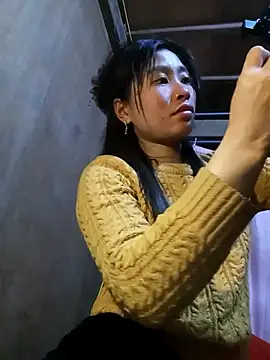 Hiniyk2 online show from January 15, 2026, 12:19 pm