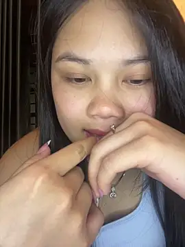 Linh DuongSexy online show from February 1, 2026, 4:27 pm