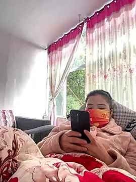 Faded pink online show from January 16, 2026, 1:53 am