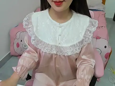 Snapshot of Chipu_babe chatting on March 14, 2026, 12:00 pm Chipu babe online show from March 14, 2026, 12:00 pm