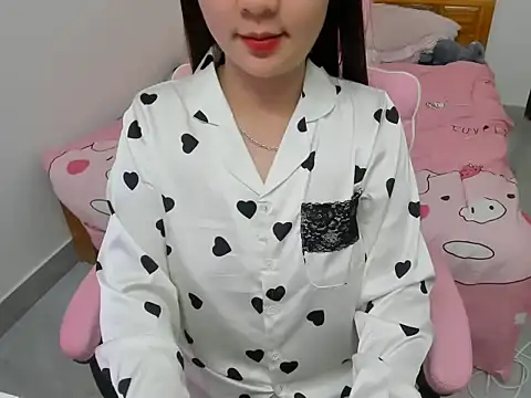 Snapshot of Chipu_babe chatting on March 13, 2026, 12:32 pm Chipu babe online show from March 13, 2026, 12:32 pm