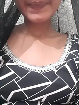 sexy jasma online show from February 25, 2026, 5:18 am