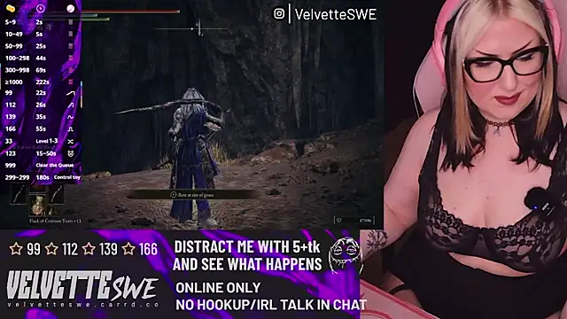 Snapshot of VelvetteSWE chatting on July 18, 2026, 5:32 pm VelvetteSWE online show from July 18, 2026, 5:32 pm
