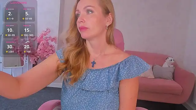 Marie Hayes online show from July 16, 2026, 1:13 am