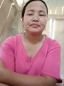 Muimui99 online show from May 27, 2026, 1:57 am