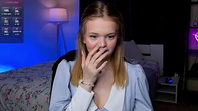 Elioraa online show from January 14, 2026, 3:04 pm