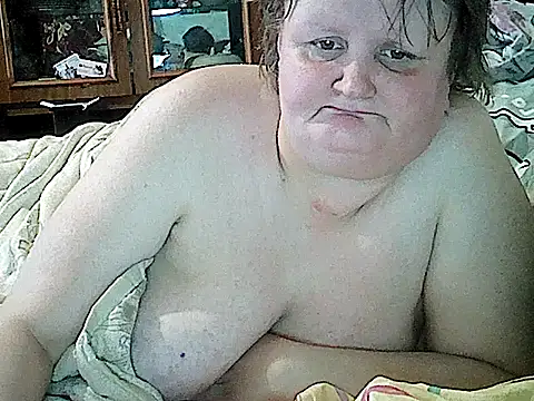 nataly4560 online show from May 10, 2026, 5:15 pm