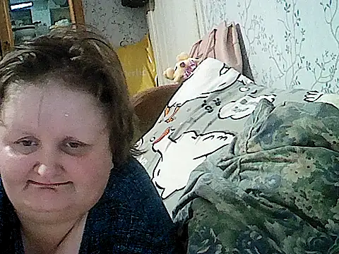 nataly4560 online show from June 15, 2026, 8:41 pm