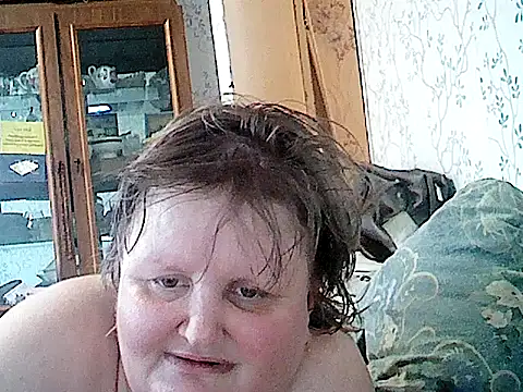 nataly4560 online show from June 12, 2026, 6:27 pm