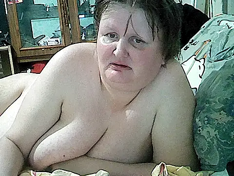 nataly4560 online show from June 8, 2026, 10:54 pm