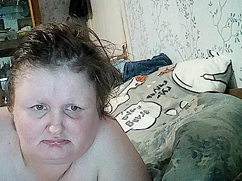 nataly4560 online show from June 17, 2026, 7:35 pm