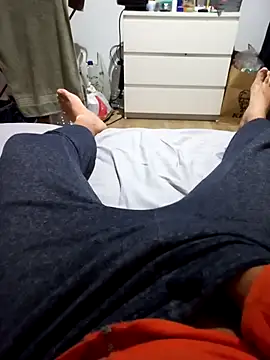 Henrytsuzuki online show from January 7, 2026, 8:03 pm