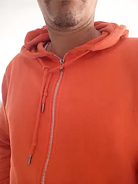 Henrytsuzuki online show from January 10, 2026, 11:49 am