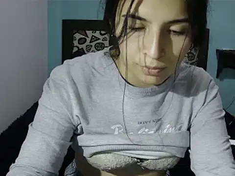Emily Gree online show from May 16, 2026, 1:37 am