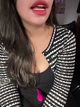 Snapshot of Xuka_Sweet chatting on February 2, 2026, 2:10 am Xuka Sweet online show from February 2, 2026, 2:10 am