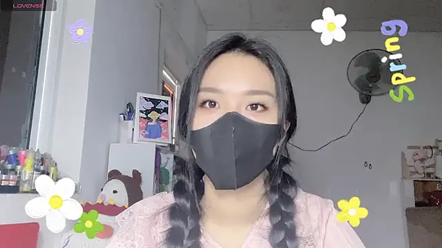 Tieu-May online show from May 5, 2026, 7:11 am