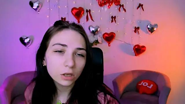 sweetie chloe  online show from February 26, 2026, 9:53 am