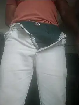 sexyboy 917 online show from May 6, 2026, 3:54 am