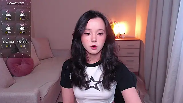 lia hetty online show from March 13, 2025, 1:50 pm