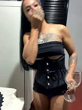 Snapshot of HyaraMoon chatting on January 14, 2026, 11:41 pm HyaraMoon online show from January 14, 2026, 11:41 pm